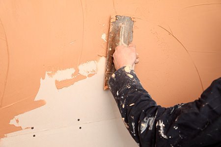 Repairing a Damaged Plaster