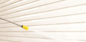 Pressure Washing Vinyl Siding